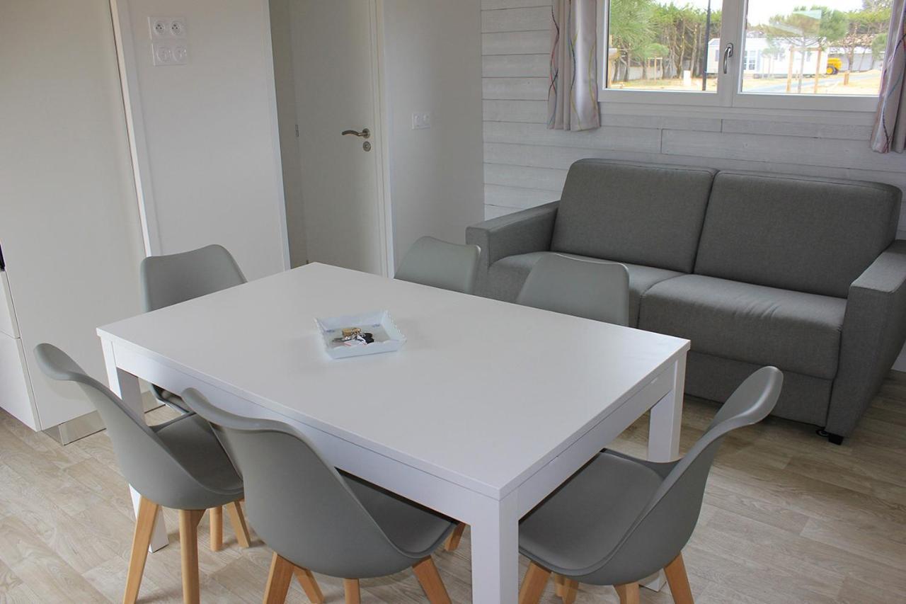 Chalet Pour 6, Domaine Avec Piscine Saint-Hilaire-de-Riez Εξωτερικό φωτογραφία
